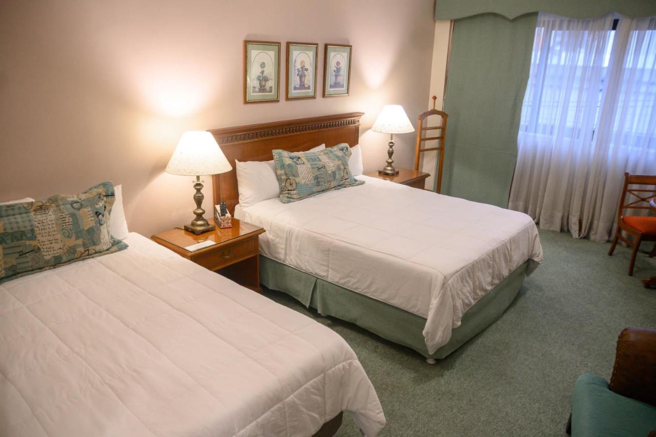 Granados Park Hotel อะซุนซิออง ภายนอก รูปภาพ